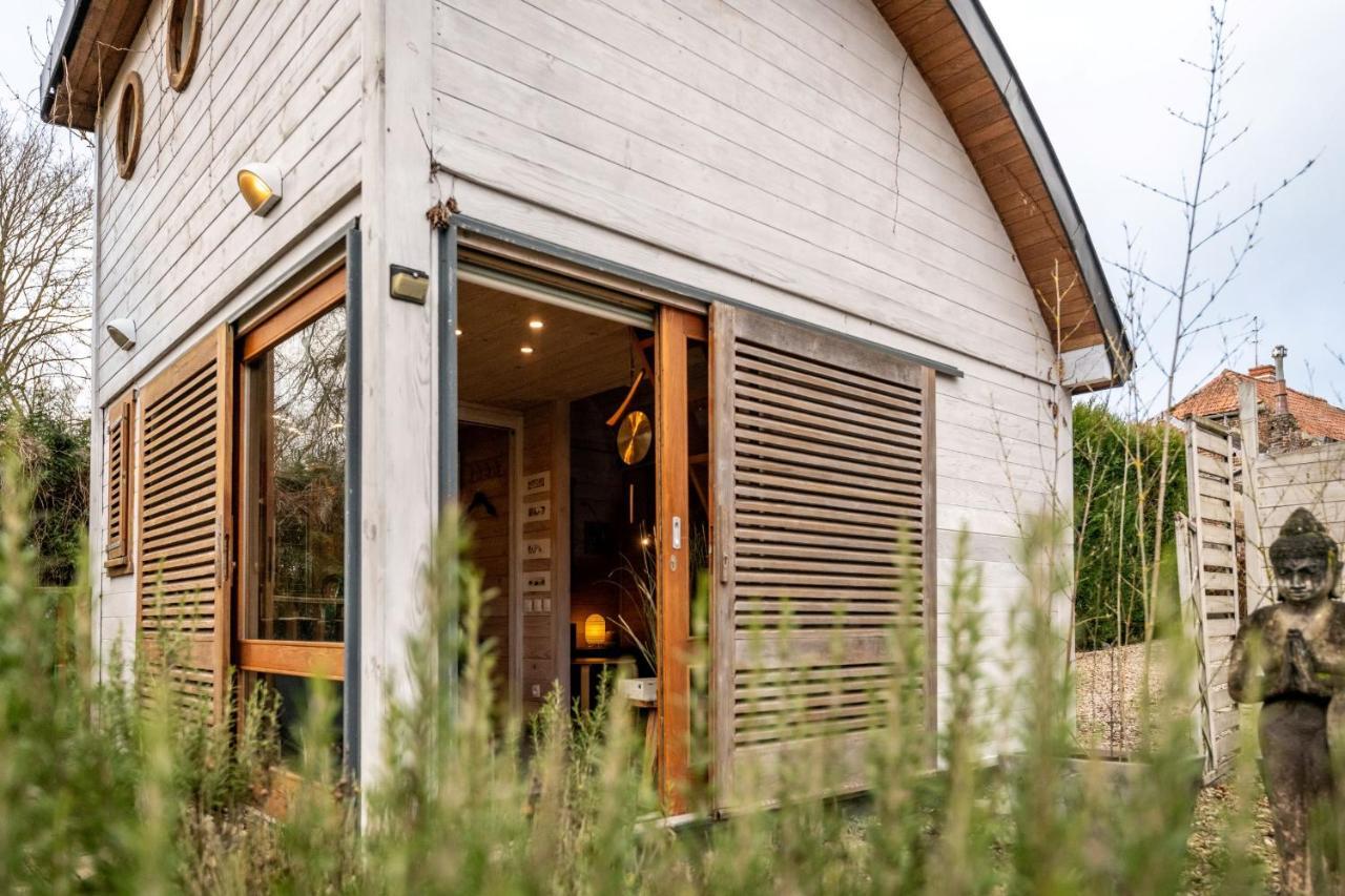 Gite Et Chambre D'Hote Gussignies Exterior foto